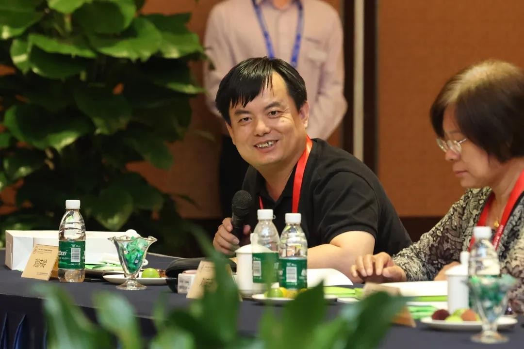 鉴黑担保网(jhdbw)·最具权威唯一维权担保平台